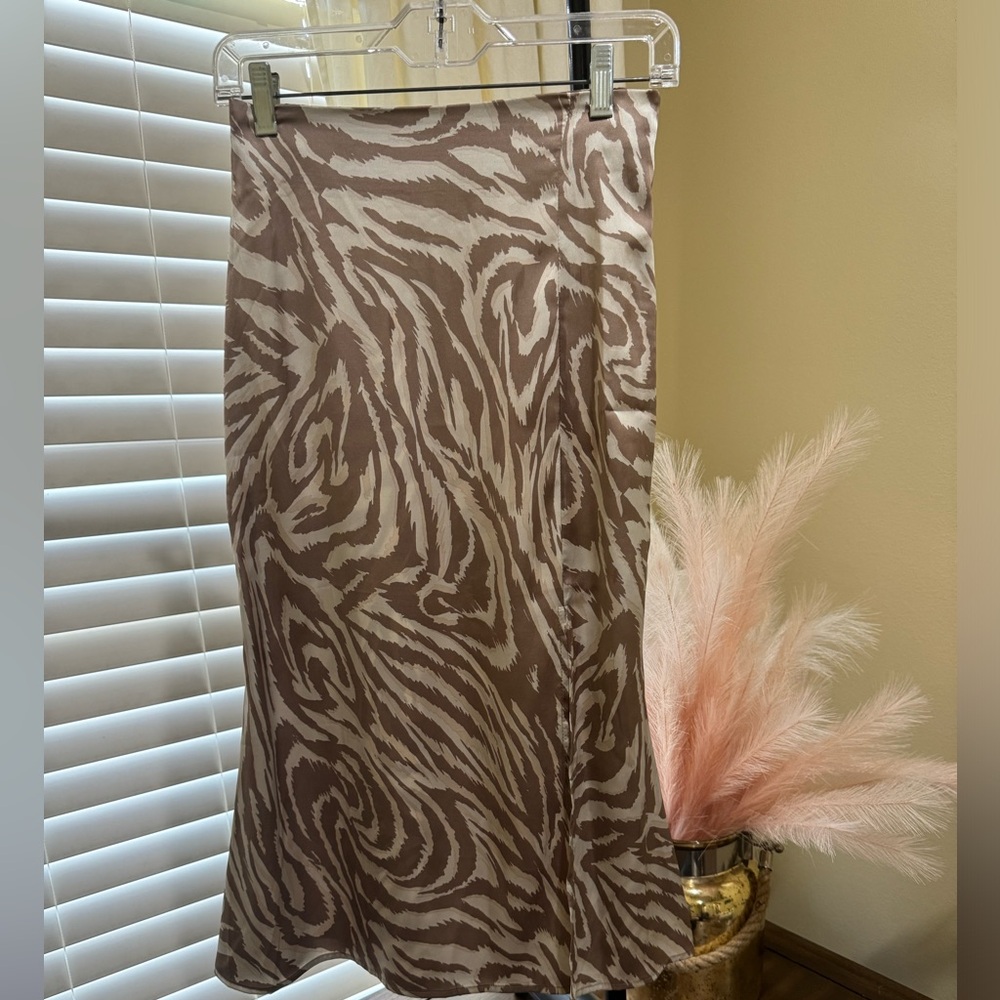 Impressions Boutique skirt